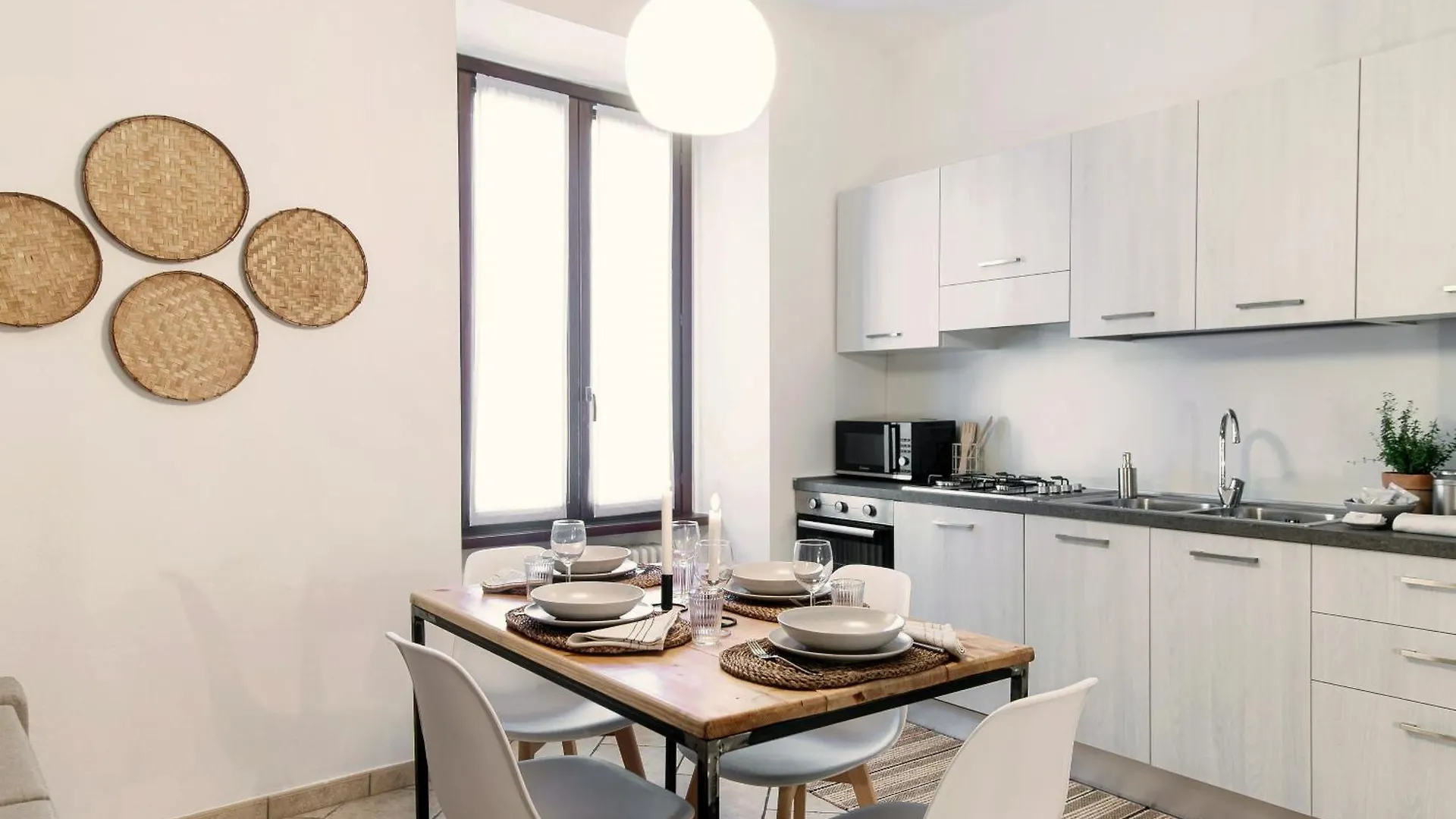 Apartment Il Lauro - By Myhomeincomo